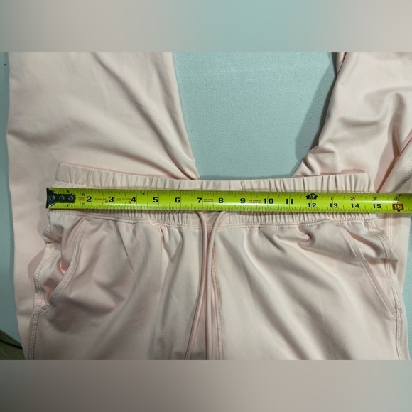 Fabletics high waisted performance jogger in pink buttercream women’s size M - Picture 11 of 17
